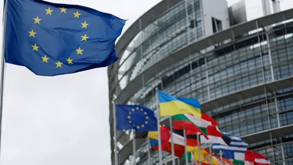 اروپايي ټولنې د روسیې پر ضد د بندیزونو شلمه کڅوړه وړاندیز کړه