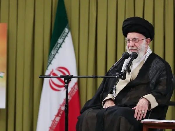 علی خامنه‌ای: برای دفاع از فلسطین منتظر دیگران نماندیم و نمی‌مانیم