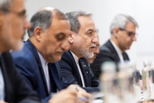 نیویارک ټایمز: ایران د جېنوا په ناسته کې امریکا ته سوداګریز وړاندیرونه کړي