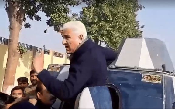 پولیس راولپندی شاه محمود قریشی را تا ۱۵ روز دیگر در زندان نگهداری میکند