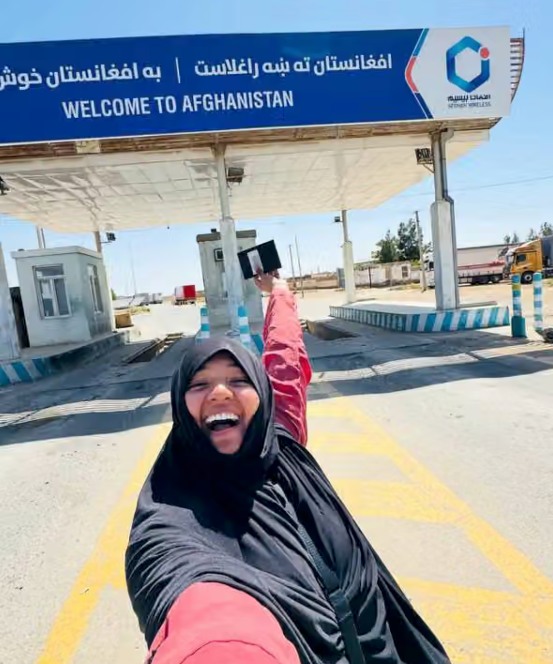 یوه هندۍ سېلانۍ چې په افغانستان کې له محرم پرته ګرځېدو کې له ستونزو سره مخ ده