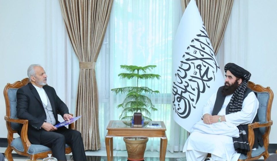 د متقي او بیکدلي ترمنځ لیدنه؛ طالبان او  ایران د لوړې کچې پلاوي پر تګ او راتګ غور کوي