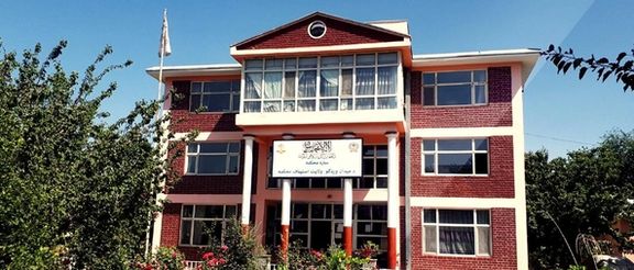 طالبان در میدان وردک دو نفر را پیش چشم مردم شلاق زد