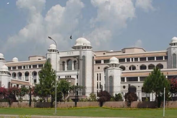 د پاکستان د بهرنیو چارو وزارت: د امریکا-ایران خبرو کې اسلاماباد ته د ګډون بلنه ورکړل شوې