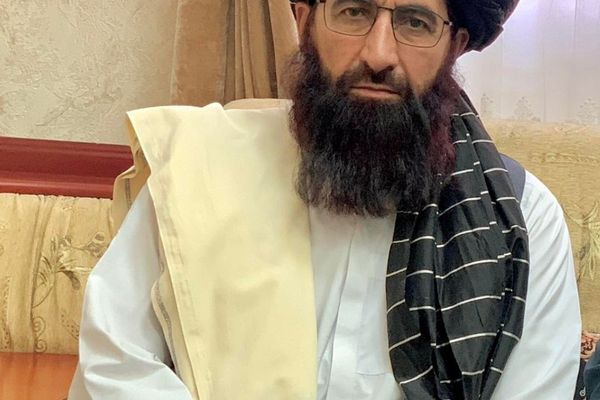 په تاشکند کې د طالبانو او بنګلهدېش سفیران د اقتصادي اړیکو پر پراختیا غږېدلي