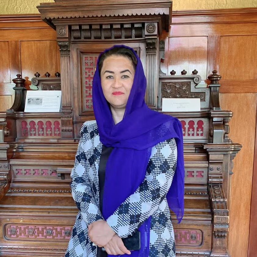 د مجاهد څرګندونو ته د پخوانۍ زندانۍ غبرګون؛ د طالبانو په زندان کې مې شکنجه تجربه کړې 