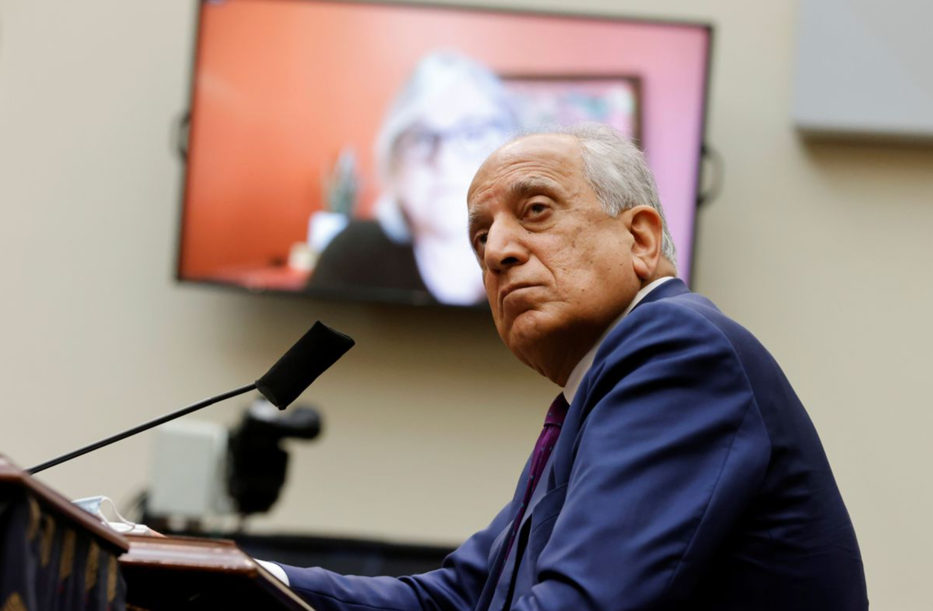 زلمی خلیلزاد خطاب به رئیس‌جمهور سابق پاکستان: مامور کسی نیستم و برای کسی لابی نمی‌کنم