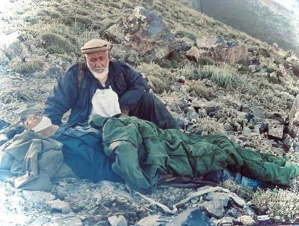 درگذشت فرمانده مخالف طالبان که تصویرش با جنازه پسرش بازتاب گسترده یافته بود