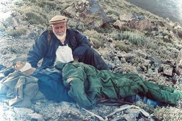 درگذشت فرمانده مخالف طالبان که تصویرش با جنازه پسرش بازتاب گسترده یافته بود