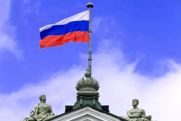 روسیې د بالتیک په سترو بندرونو کې له ډرون بریدونو وروسته د نفتو صادرات ودرول