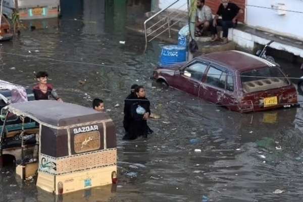 آمار جانباختگان سیلابها در پاکستان به ۴۵ نفر رسید