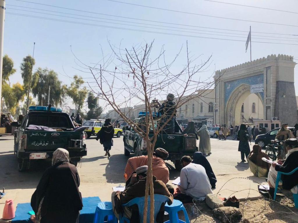 تظاهرات در قندهار در اعتراض به کشته شدن یک زن در تیراندازی طالبان 