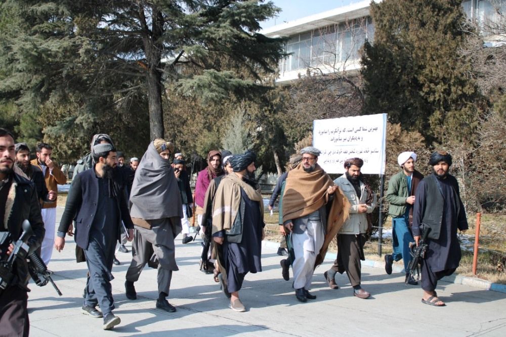 استادان دانشگاه که ریش و پوشش طالبانی ندارند از ترفیع علمی محروم می‌شوند