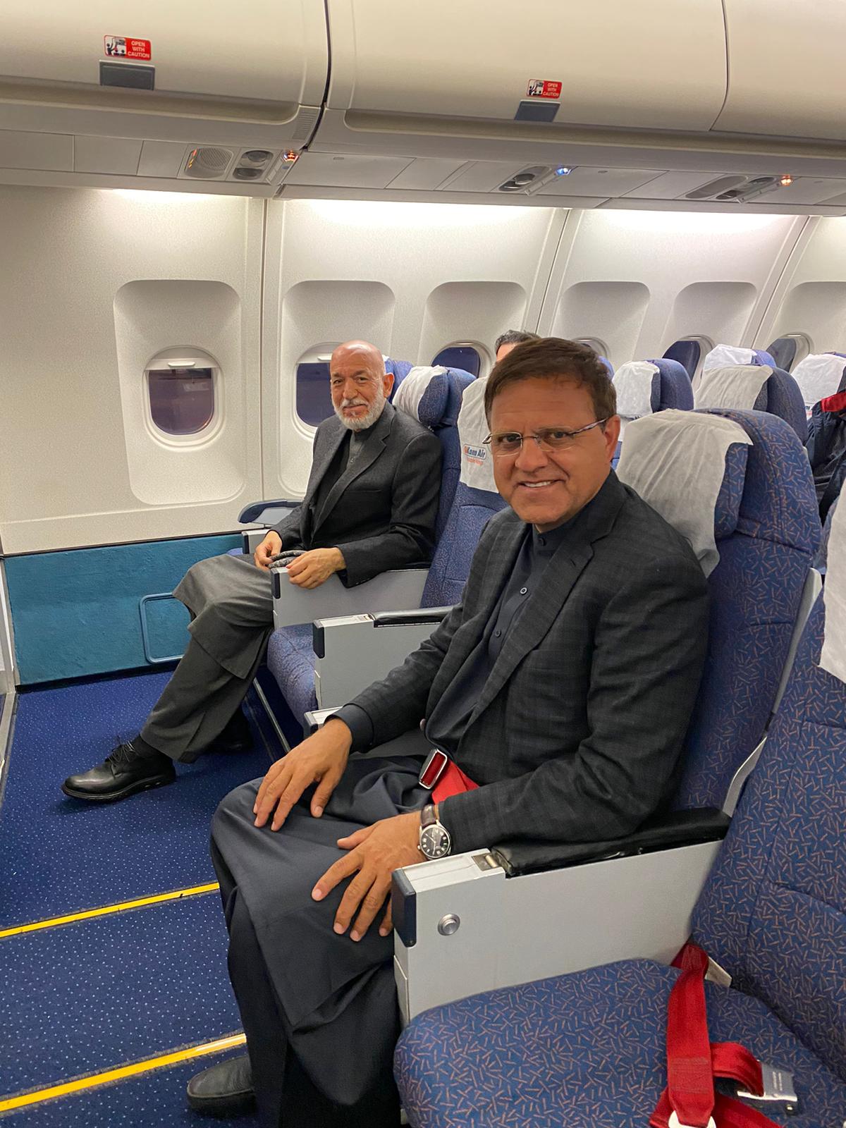 حامد کرزی از افغانستان خارج شد