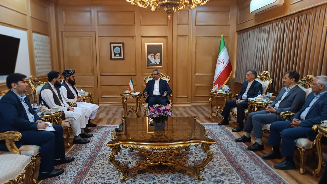 مقام‌های طالبان و جمهوری اسلامی درباره «تسریع انتقال زندانیان افغان» گفت‌وگو کردند