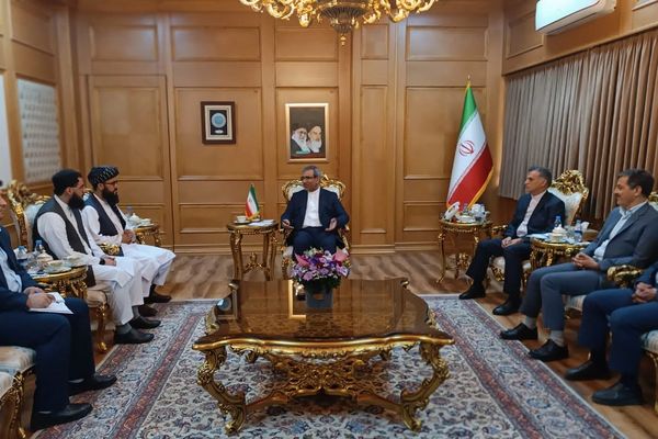مقامهای طالبان و جمهوری اسلامی درباره «تسریع انتقال زندانیان افغان» گفتوگو کردند
