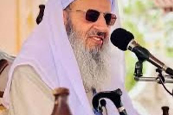 د ایران مشهور سني عالم: افغانستان امن دی ځکه د ایران او اسراییل د جګړې پر مهال هلته ولاړم