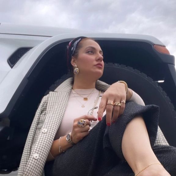 مهناز افشار به افغانستان اینترنشنال: جهان برای تامین حقوق زنان بر طالبان فشار بیاورد