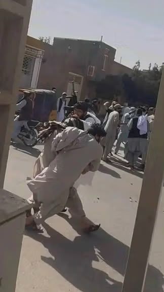 د هرات لاریونونه؛ اسټرالیا د ښځو په وړاندې د طالبانو د محدودیتونو لرې کولو غوښتنه کړې