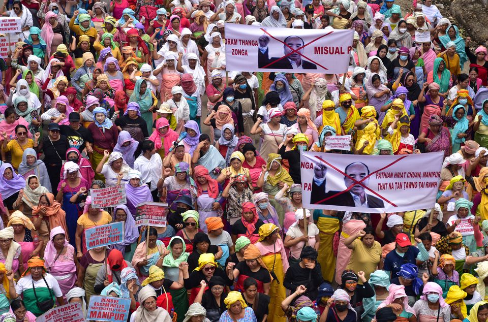در خشونت‌های تازه در ایالت مانیپور هند سه نفر کشته شدند و چندین خانه به آتش کشیده شد