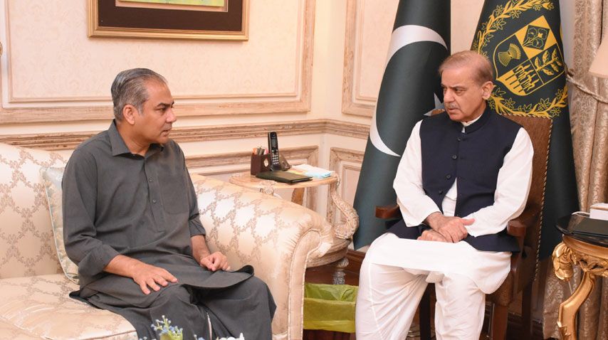 وزیر داخله پاکستان درباره روند اخراج مهاجران افغان به شهباز شریف گزارش داد