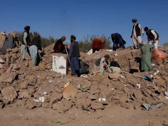 طالبان: ننګرهار کې د هرات زلزله ځپلو ته شاوخوا ۸.۵ ميليونه افغانۍ نغده مرسته ټوله شوه