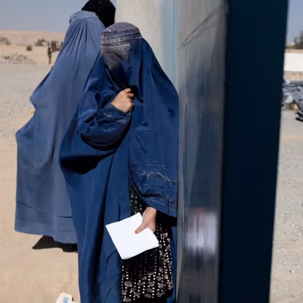 روزنامه انگلیسی: مردان افغان پس از آسیب جدی به همسرانشان حداکثر ۱۵ روز زندانی میشوند