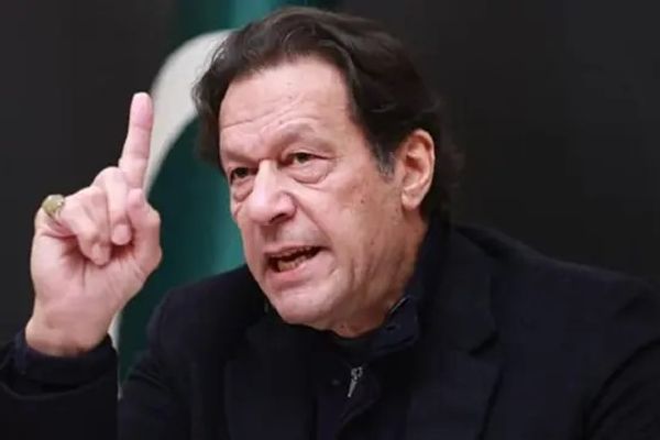 عمران خان: د طالبانو او پاکستان ترمنځ اوسنی ترینګلی حالت د اندېښنې وړ دی