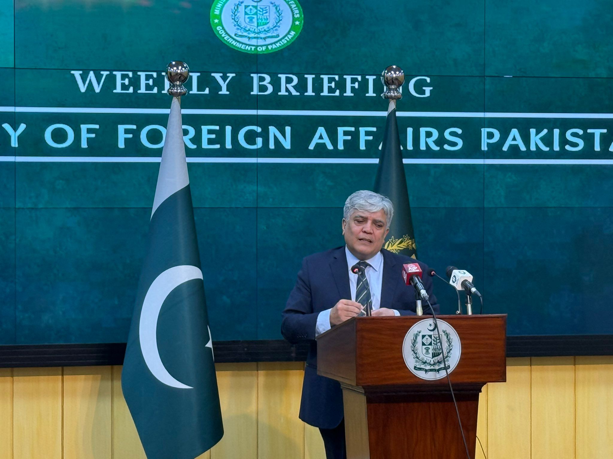 پاکستان وايي چې له طالبانو سره د ډیپلوماتیکو اړیکو د کمولو څه پلان نه لري