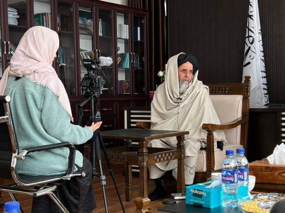 جنجال روبهرو شدن با یک زن "نامحرم"؛ والی طالبان در بامیان از خبرنگار فرانسوی روی گرداند