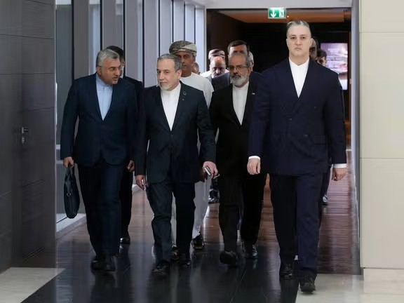 په مسقط کې به په څو شېبو کې د تهران او واشنګټن ترمنځ خبرې پيل شي