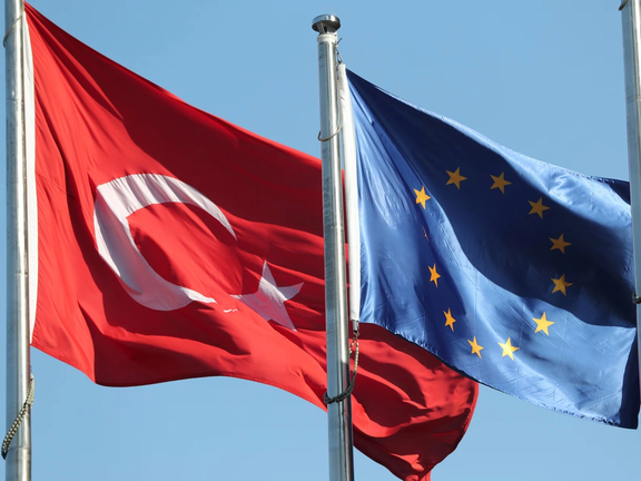 ترکیې دغه هېواد ته له اروپا نه د افغان «مجرمانو» د انتقال رپوټونه رد کړل