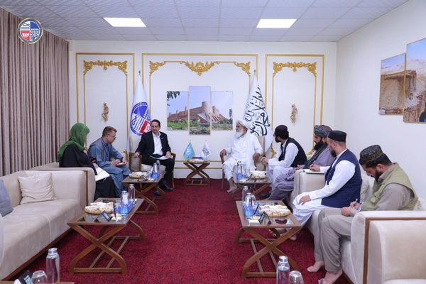 ترابي پر موسساتو له سیاسي ملاحظاتو پرته د بشري مرستو جاري ساتلو غږ کړی
