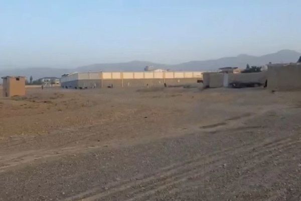 نظامیان پیشین در پکتیا میگویند طالبان آنان را به زور از خانههایشان بیرون میکند