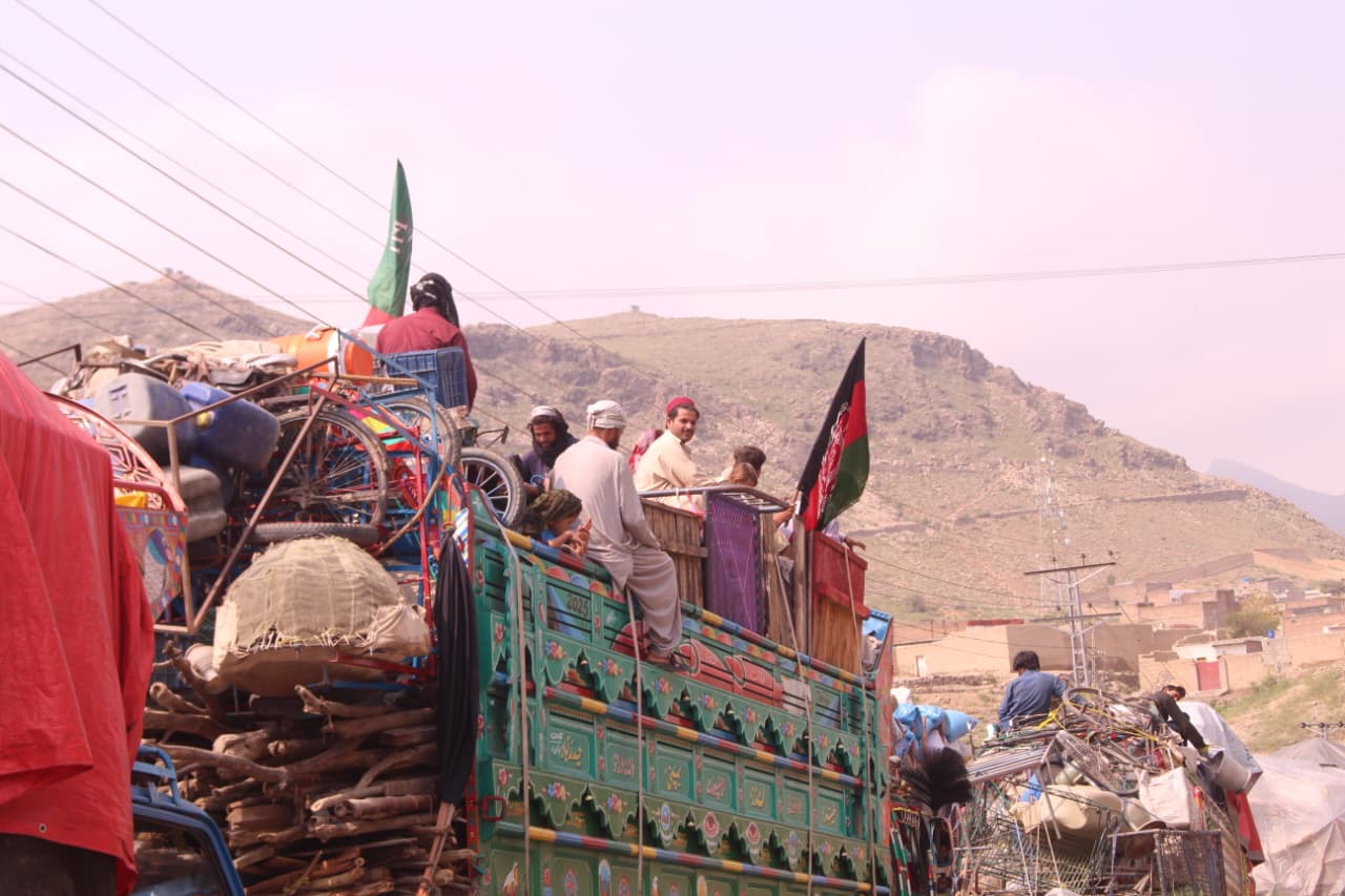 په پاکستان کې مېشت کډوال افغانستان ته په ستنېدو سره د خپل راتلونکي په اړه اندېښمن دي