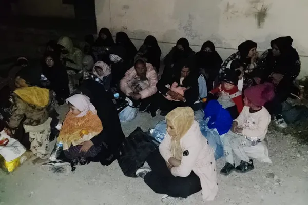 پاکستاني پولیسو په بلوچستان کې د ښځو او ماشومانو په ګډون ۳۴ افغانان نیولي دي