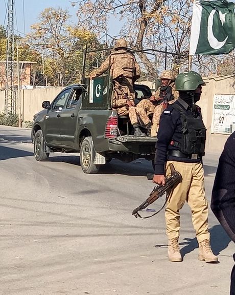 اسلامآباد از بازداشت یک فرمانده ارشد گروه «اتحاد مجاهدین پاکستان» خبر داد