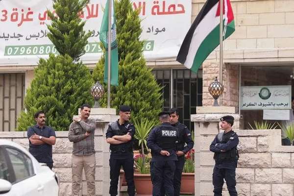 خطر انحلال جبهه عمل اسلامی؛ اردن فعالیت اخوانالمسلمین را ممنوع اعلام کرد