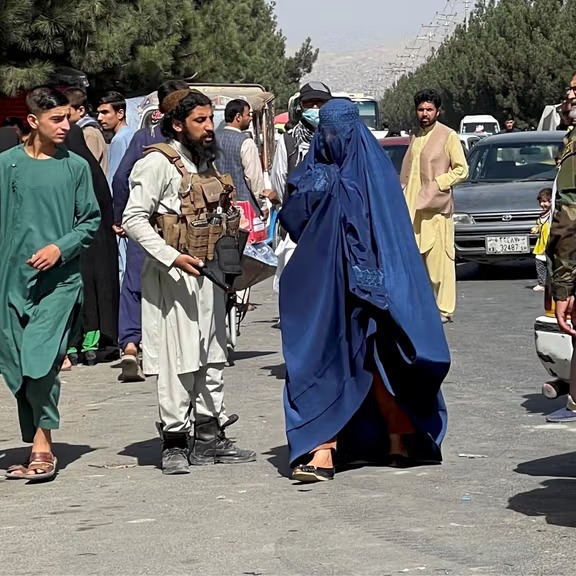 اروپايي ټولنې په افغانستان کې د ښځو او نجونو پر وړاندې د محدودیتونو لرې کولو غوښتنه کړې