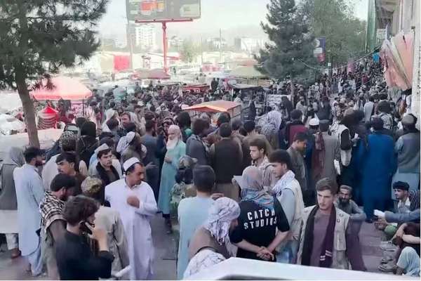 طالبان: له هغو شرکتونو سره به قانوني چلند وشي چې په ناقانونه توګه افغان کارګر بهر ته استوي