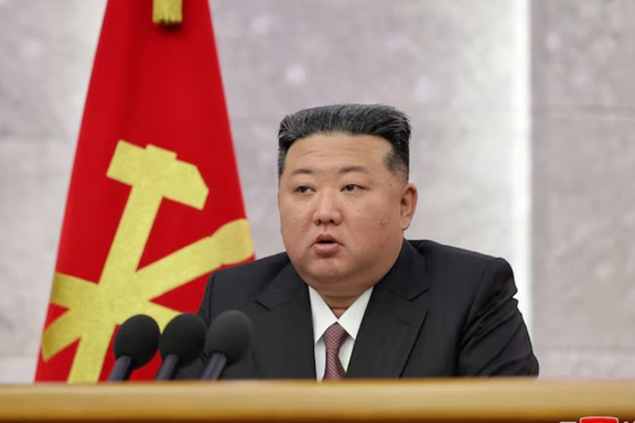 رهبر کوریای شمالی در دیدار با مقامهای دفاعی روسیه بر همکاری نظامی میان دو کشور تاکید کرد