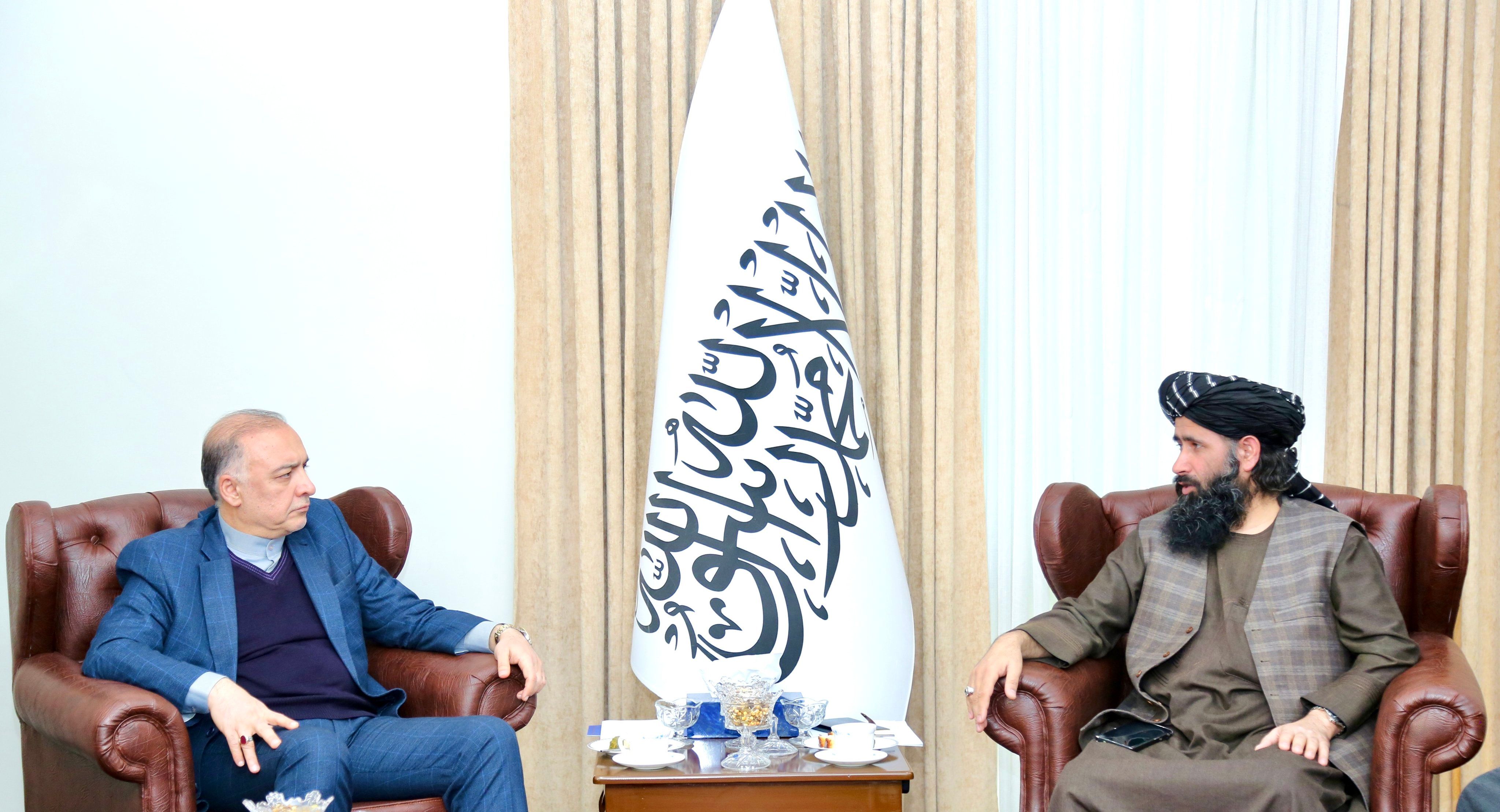 د طالبانو او ایران د بهرنیو چارو وزارتونو مرستیالان پر دوه اړخیزو اړیکو وغږېدل