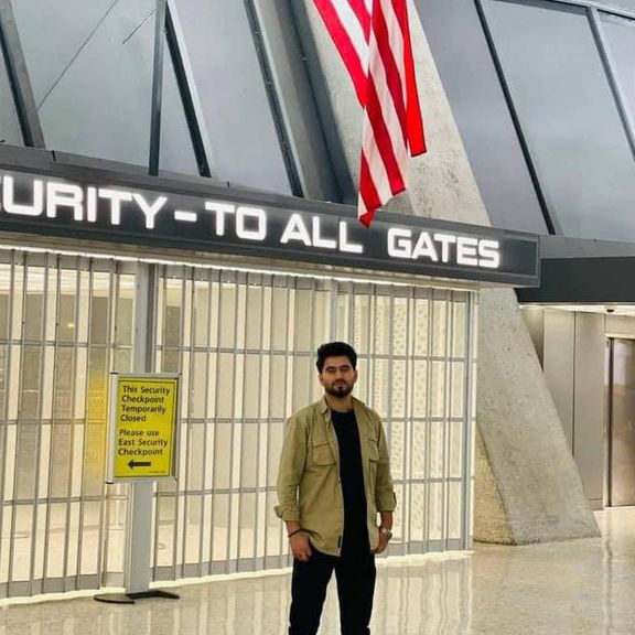 عضو کانگرس امریکا خواستار اخراج «یوتیوبر نزدیک به استخبارات طالبان» از ایالات متحده شد