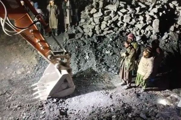Mine Collapse in Samangan Traps Over 30 Coal Miners