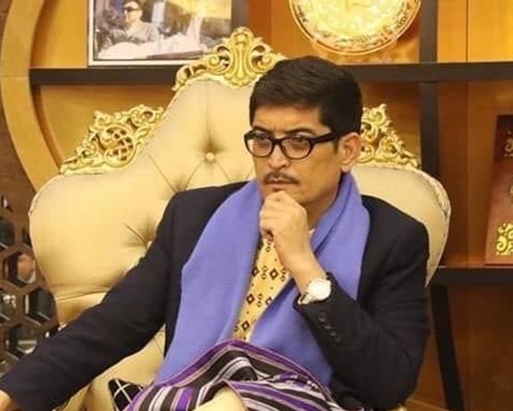 طالبانو په بلخ کې د عباس ابراهیمزاده د کورنۍ جایدادونه د دولتي ملکیت په توګه ثبت کړل