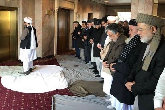 د بندیزونو څپې؛ طالبانو یو ځل بیا سیاسي هلې ځلې او د ګوندونو فعالیتونه ناقانونه بللي