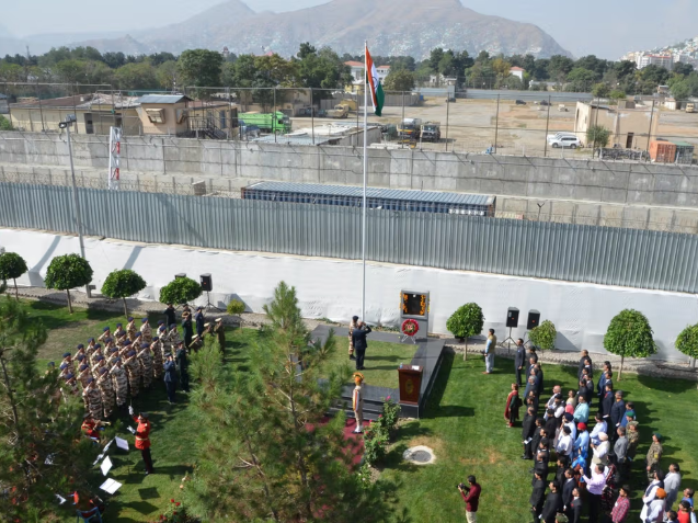 الهند تعيد فتح سفارتها في كابل وتعلن توسيع علاقاتها مع طالبان