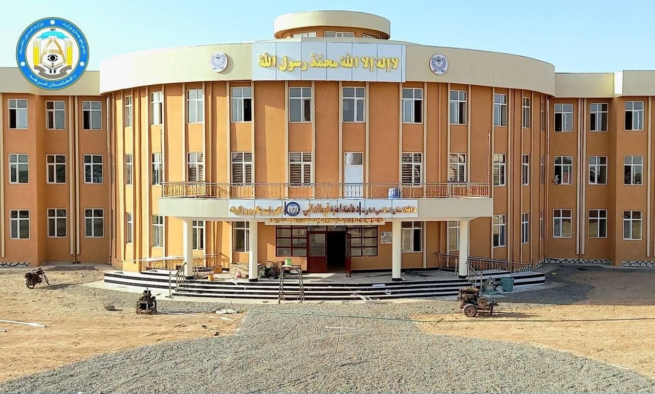 هلمند کې د ۴۰۰کسیزې قطعې قومندان جنګیالیو ته: د احتمالي ګواښونو مخنیوي لپاره تابیاوې ونیسئ