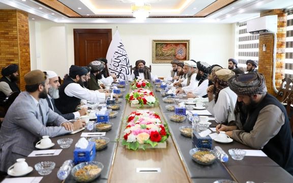 د طالبانو د ریاست الوزرا مرستیال د ازبکستان د اقتصادي ژمنو د تعقيب لپاره کمېټې وټاکلې