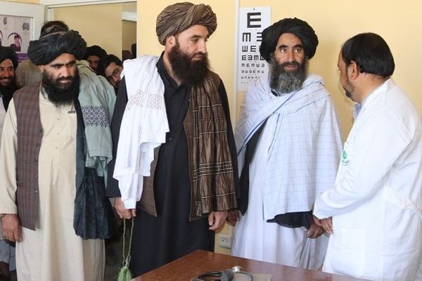 فراه کې طالبان وايي، د ږیرې خرېیل د ښځې او نارینه ترمنځ توپیر ختموي